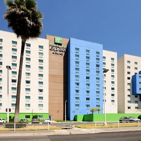 Holiday Inn Express & Suites Toluca Zona Aeropuerto, An Ihg Hotel Exterior foto